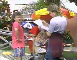 Lucy Robinson, Nick Page in Neighbours Episode 0872