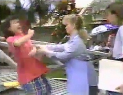 Lucy Robinson, Sharon Davies, Nick Page in Neighbours Episode 0872