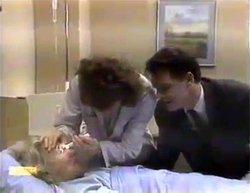 Helen Daniels, Beverly Robinson, Paul Robinson in Neighbours Episode 