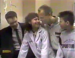 Paul Robinson, Beverly Robinson, Jim Robinson, Todd Landers in Neighbours Episode 