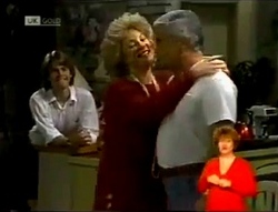 Brett Stark, Cheryl Stark, Lou Carpenter in Neighbours Episode 