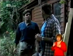 Andrew MacKenzie, Doug Willis in Neighbours Episode 2146