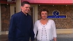 Andy Tanner, Lyn Scully in Neighbours Episode 4681