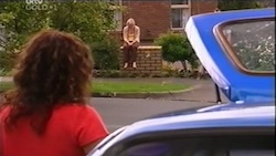 Liljana Bishop, Sindi Watts in Neighbours Episode 