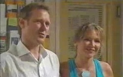 Max Hoyland, Steph Scully in Neighbours Episode 