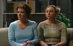 Lyn Scully, Janelle Timmins in Neighbours Episode 4714