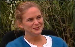 Kelly Weaver in Neighbours Episode 4715