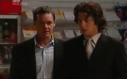 Paul Robinson, Dylan Timmins in Neighbours Episode 4715