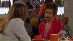 Terese Willis, Susan Kennedy in Neighbours Episode 7271