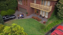 Amy Williams, Terese Willis, Imogen Willis, Piper Willis in Neighbours Episode 7271