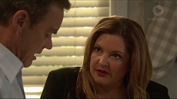 Paul Robinson, Terese Willis in Neighbours Episode 7272