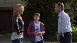 Steph Scully, Jimmy Williams, Paul Robinson in Neighbours Episode 7272
