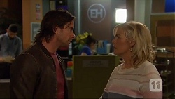 Brad Willis, Lauren Turner in Neighbours Episode 