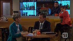 Hilary Robinson, Paul Robinson, Nate Kinski, Susan Kennedy in Neighbours Episode 