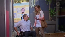 Toadie Rebecchi, Sonya Rebecchi in Neighbours Episode 