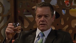 Paul Robinson in Neighbours Episode 