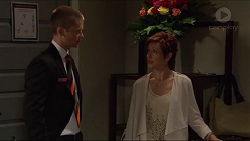 Daniel Robinson, Susan Kennedy in Neighbours Episode 7288