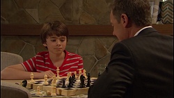 Jimmy Williams, Paul Robinson in Neighbours Episode 7290