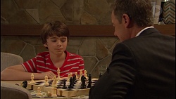 Jimmy Williams, Paul Robinson in Neighbours Episode 