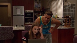 Piper Willis, Aaron Brennan in Neighbours Episode 7300