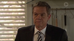 Paul Robinson in Neighbours Episode 