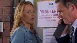 Steph Scully, Paul Robinson in Neighbours Episode 