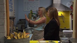 Lauren Turner, Terese Willis in Neighbours Episode 7303