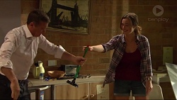 Paul Robinson, Amy Williams in Neighbours Episode 7303
