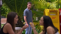 Paige Novak, Mark Brennan, Imogen Willis in Neighbours Episode 