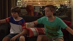 Jimmy Williams, Charlie Hoyland in Neighbours Episode 