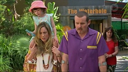 Nell Rebecchi, Sonya Rebecchi, Toadie Rebecchi in Neighbours Episode 7306