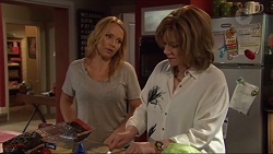 Steph Scully, Lyn Scully in Neighbours Episode 7306