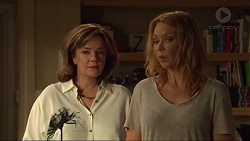 Lyn Scully, Steph Scully in Neighbours Episode 