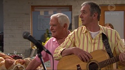 Lou Carpenter, Karl Kennedy in Neighbours Episode 