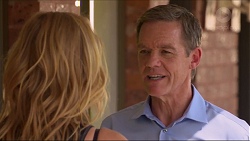 Steph Scully, Paul Robinson in Neighbours Episode 