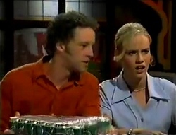 Ben Atkins, Lisa Elliot in Neighbours Episode 