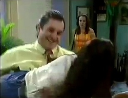 Karl Kennedy, Libby Kennedy, Susan Kennedy in Neighbours Episode 