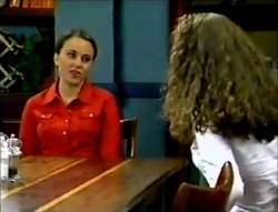 Libby Kennedy, Debbie Martin in Neighbours Episode 