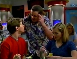 Lance Wilkinson, Toadie Rebecchi, Amy Greenwood in Neighbours Episode 2974
