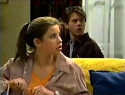 Anne Wilkinson, Lance Wilkinson in Neighbours Episode 