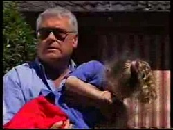 Lou Carpenter, Louise Carpenter (Lolly) in Neighbours Episode 