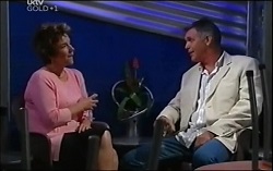 Lyn Scully, Bobby Hoyland in Neighbours Episode 