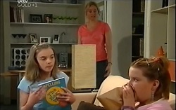 Summer Hoyland, Janelle Timmins, Bree Timmins in Neighbours Episode 4729