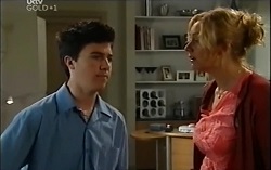 Stingray Timmins, Janelle Timmins in Neighbours Episode 