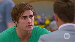 Kyle Canning, Aaron Brennan in Neighbours Episode 