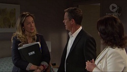Sonya Rebecchi, Paul Robinson, Julie Quill in Neighbours Episode 7320