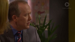 Michael Arnold in Neighbours Episode 7323