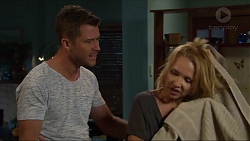 Mark Brennan, Steph Scully in Neighbours Episode 7328