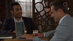 Tom Quill, Aaron Brennan in Neighbours Episode 