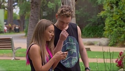 Piper Willis, Brodie Chaswick in Neighbours Episode 